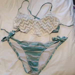 Stiped teal bikini